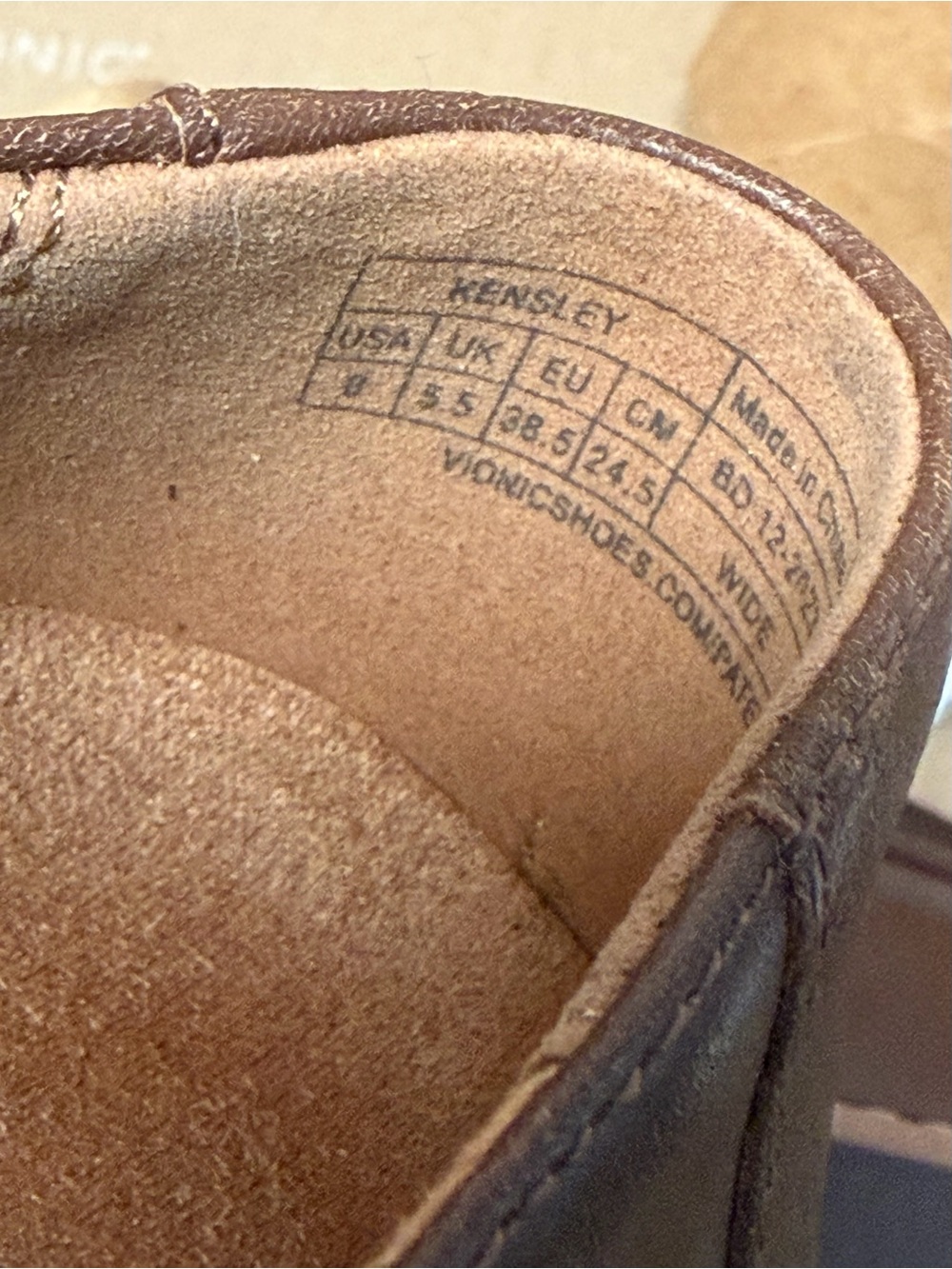 Vionic Kensley Leather Slip-On Lug Sole Platform Loafers Brown size 8 WIDE - Picture 5 of 6